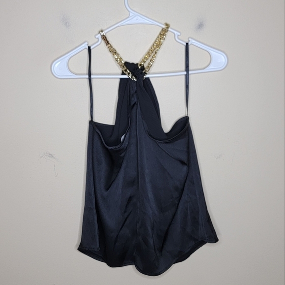 Everyday Chic Boutique | Black Gold Chain Halter Top with Keyhole Front & Back - Picture 4 of 6